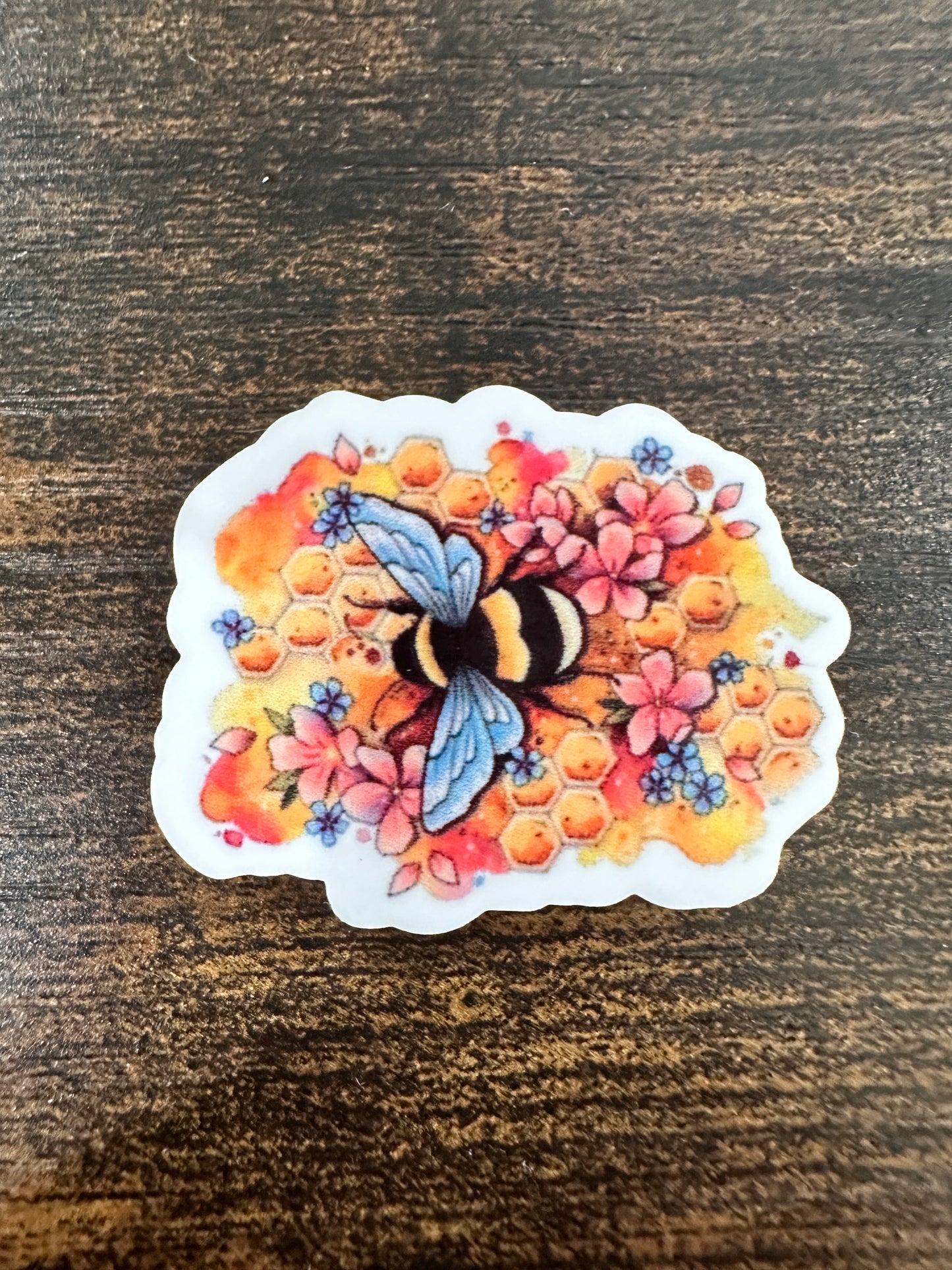 Bee on Honey Comb with Pink Flowers - Resin Planar Flatback Acrylic Embellishment