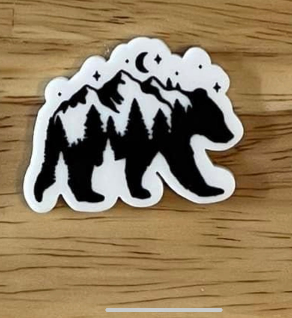 Mountain Bear - Resin Planar Flatback Acrylic Embellishment