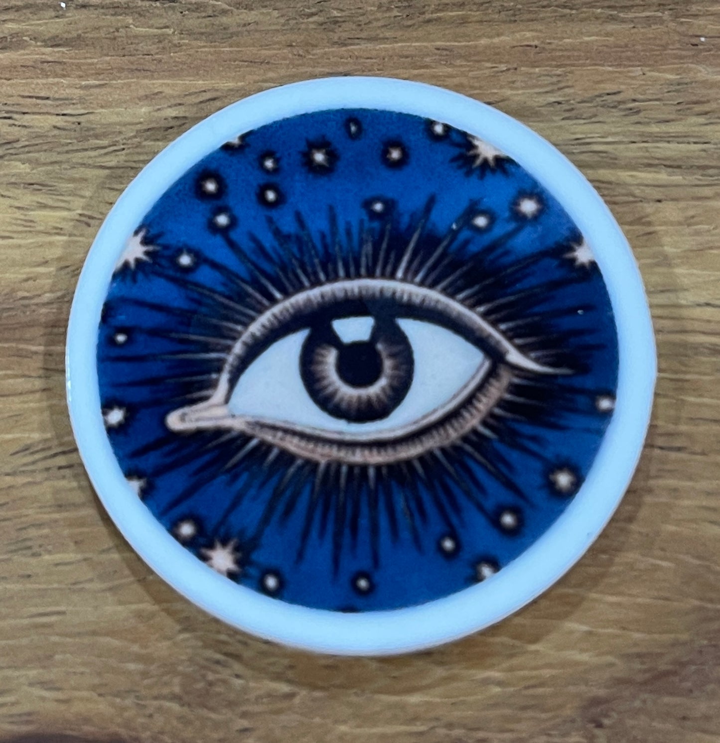 Eye and Star Circle - Resin Planar Flatback Acrylic Embellishment