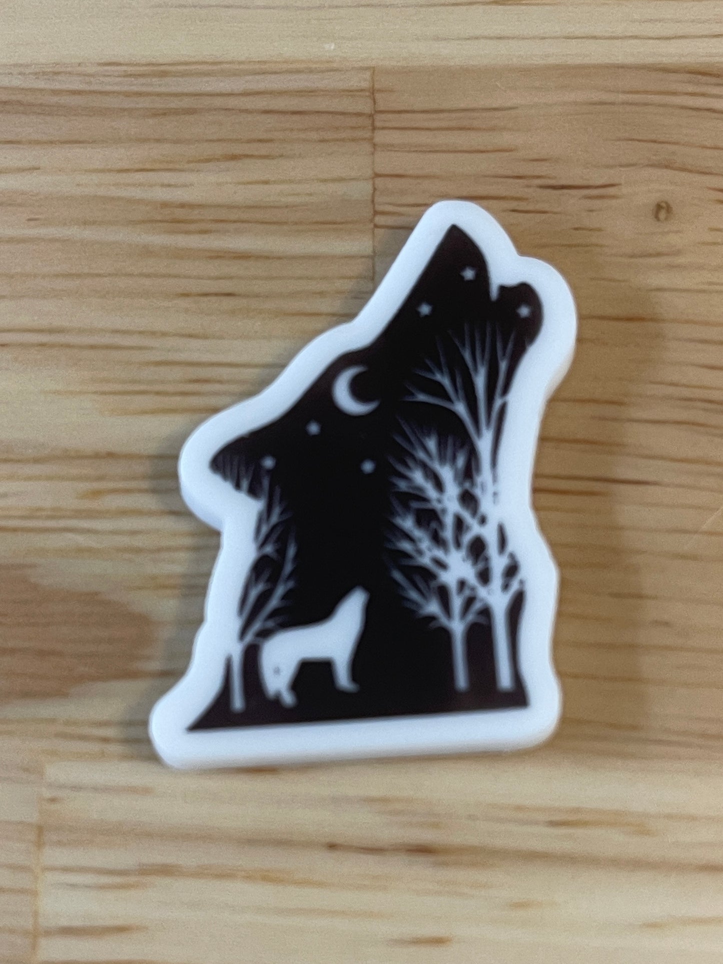 Howling  wolf  - Resin Planar Flatback Acrylic Embellishment