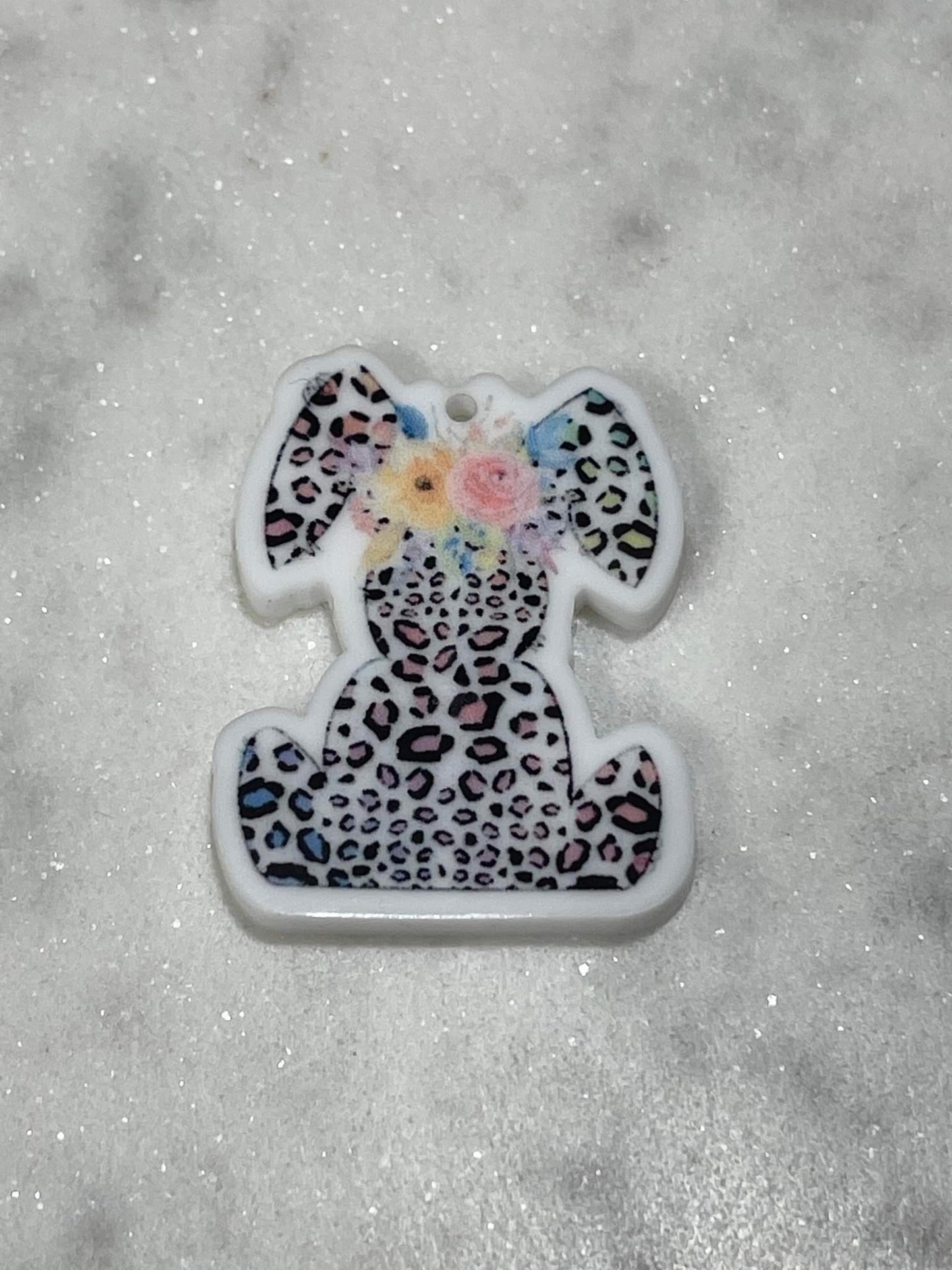 Leopard bunny with flowers - Resin Planar Flatback Acrylic Embellishment